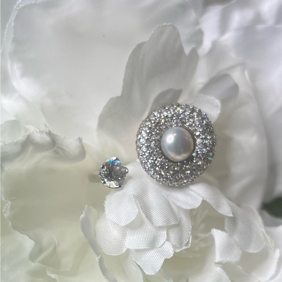 GORGEOUS DIAMOND AND PEARL with SILVER 925 size 7.5 - Picture 1 of 9